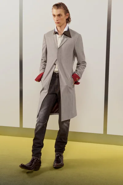 Look 29